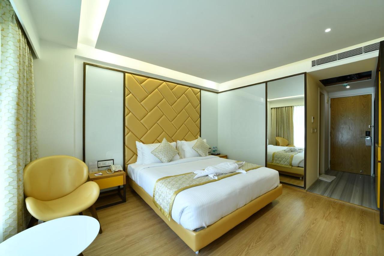 The President Hotel, Kumarapark Μπανγκαλόρ Εξωτερικό φωτογραφία